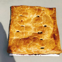 EMPANADA DE MAZÁ CON MASA FOLLADA