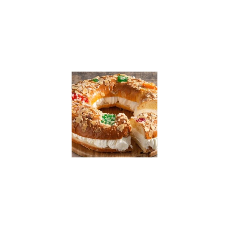 Roscón de Reyes relleno de nata