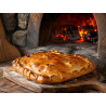 Empanada galega en forno de leña